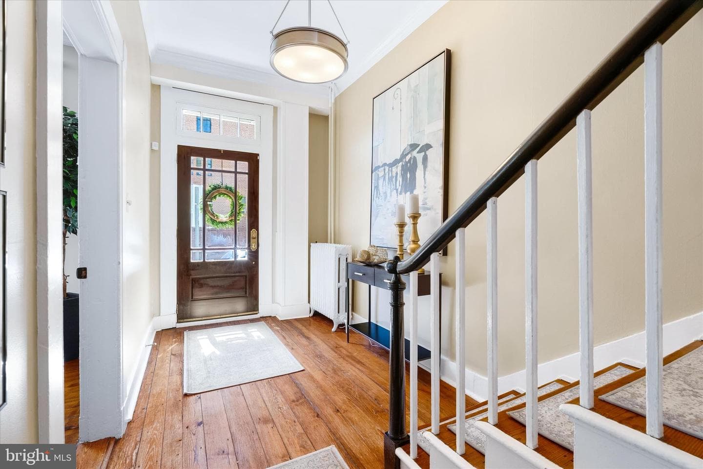 225 E 2nd Street photo 6