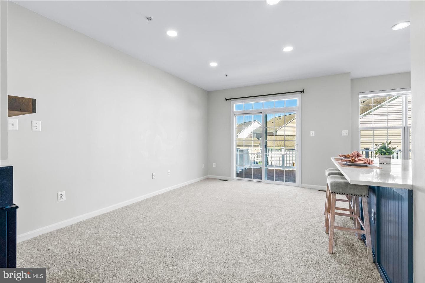 318 E Wainscot Drive photo 11