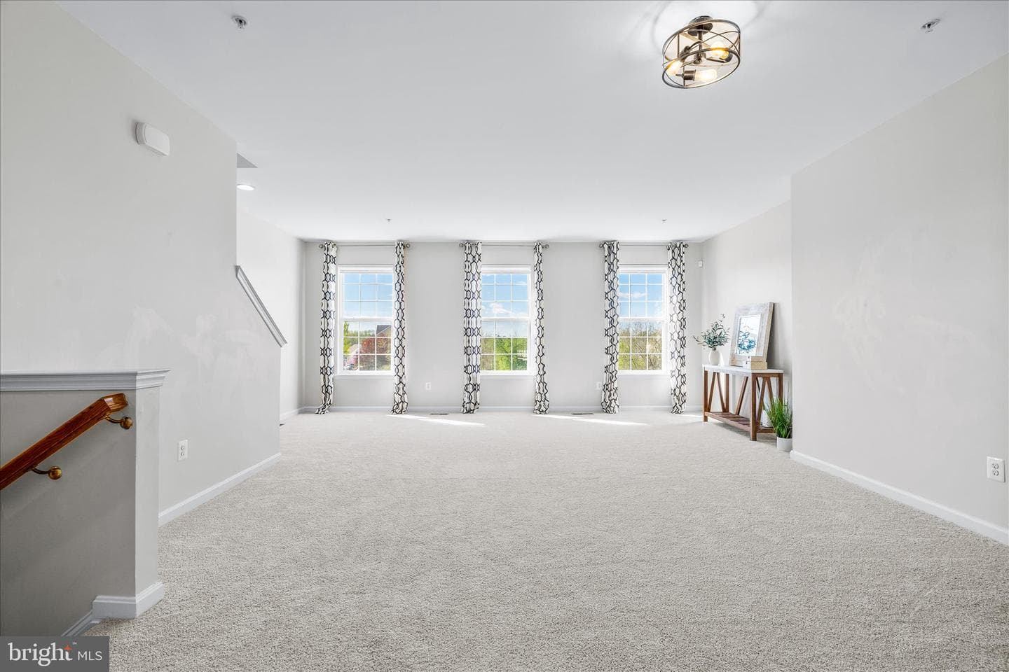 318 E Wainscot Drive photo 12