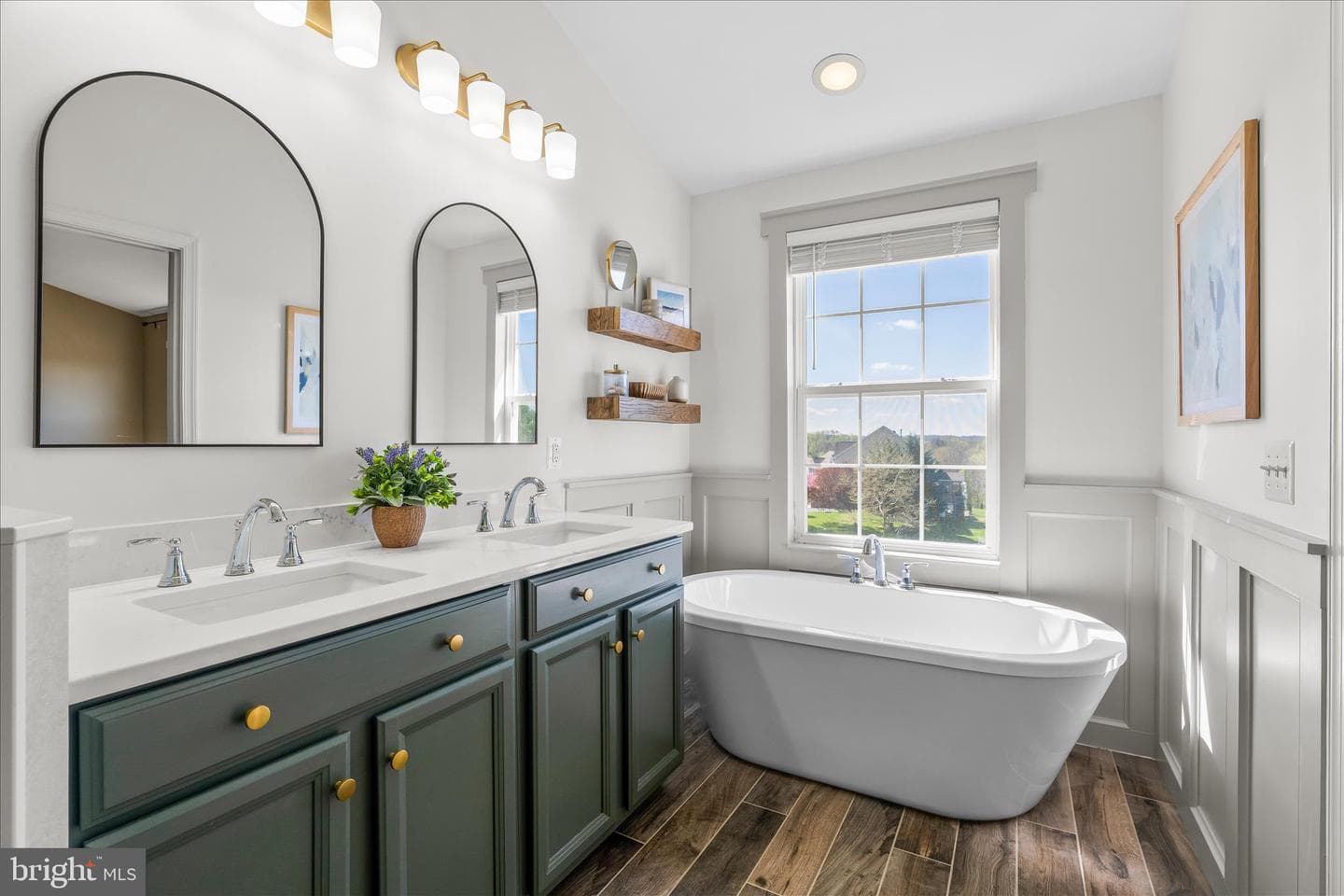 318 E Wainscot Drive photo 19