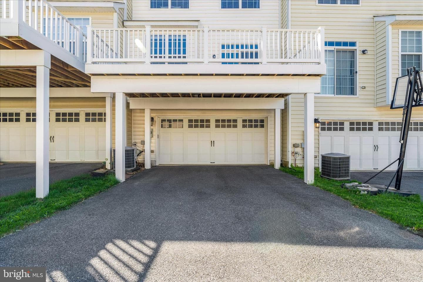 318 E Wainscot Drive photo 34