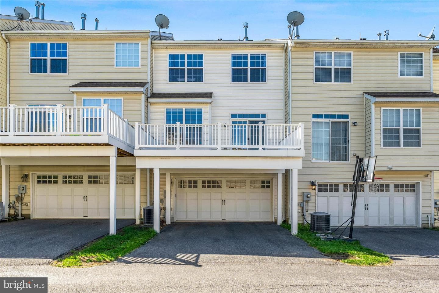 318 E Wainscot Drive photo 35