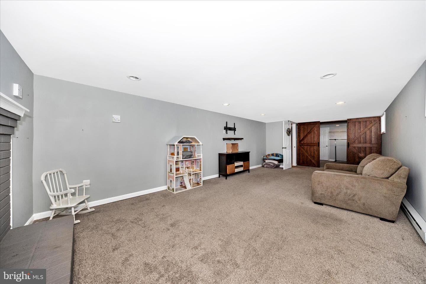 814 2nd Avenue photo 26
