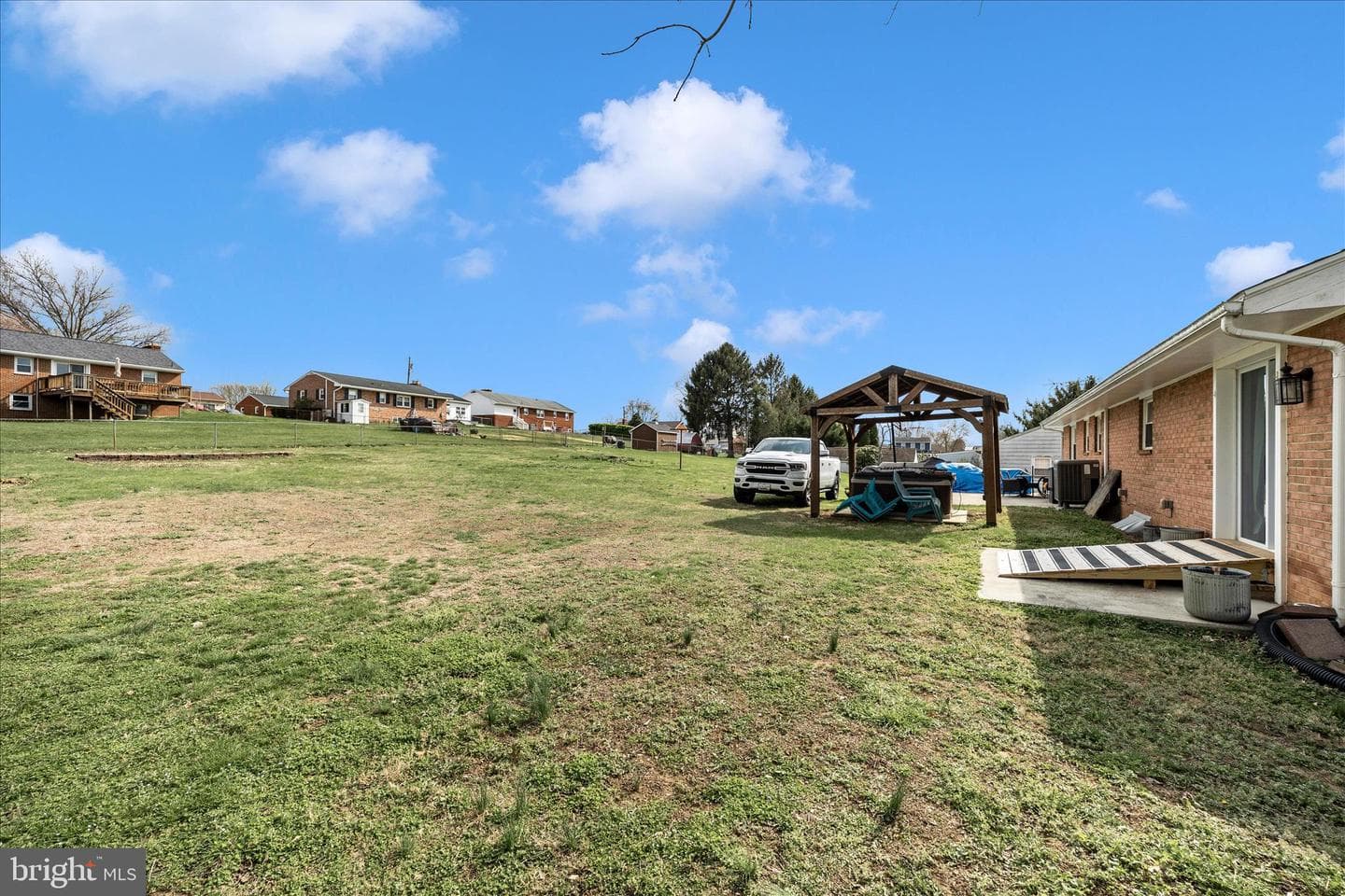 814 2nd Avenue photo 39