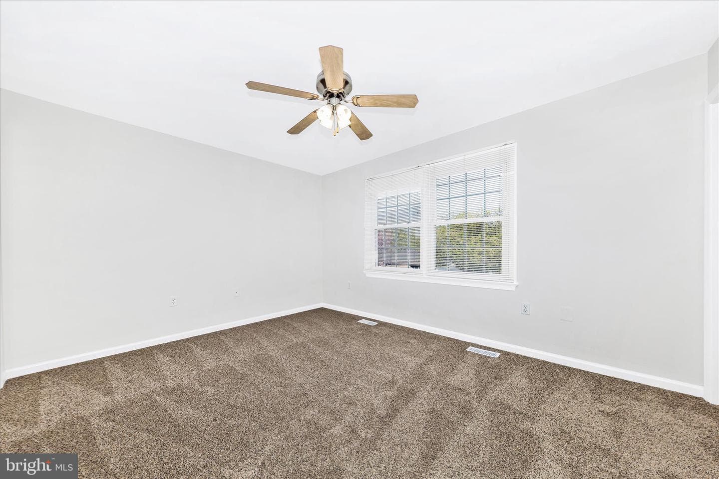 8211 Winter Snow Court photo 17