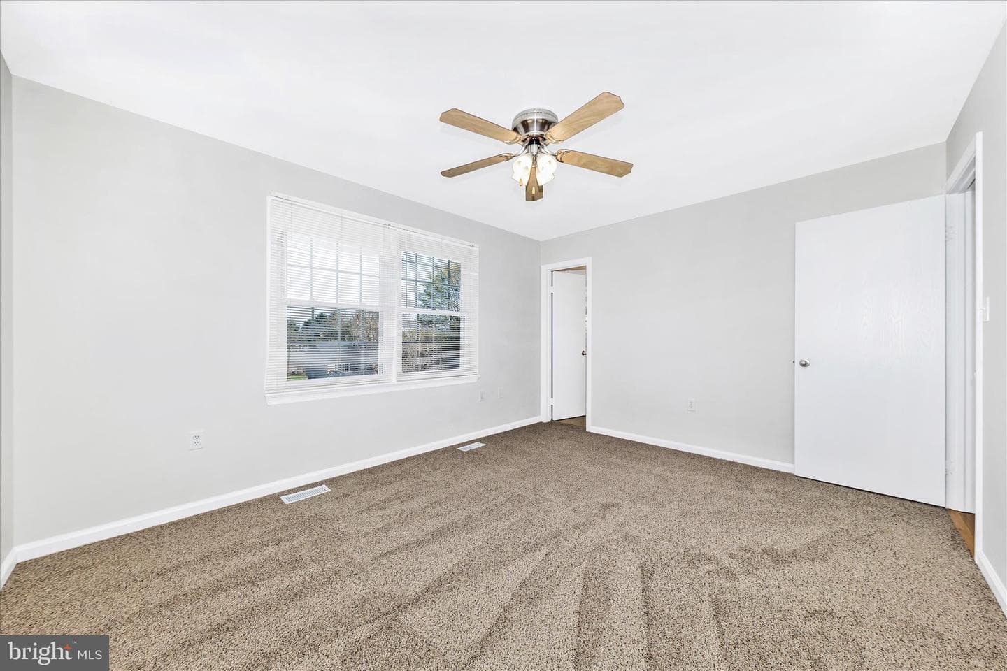 8211 Winter Snow Court photo 18
