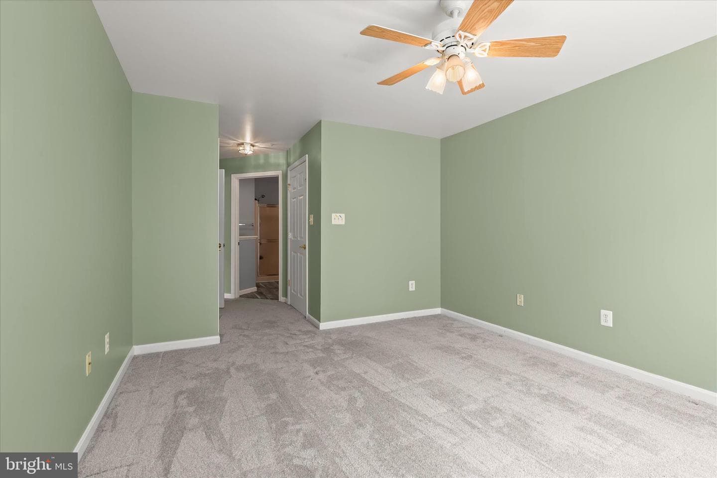 2504 Shelley Cir # 4-2D photo 22