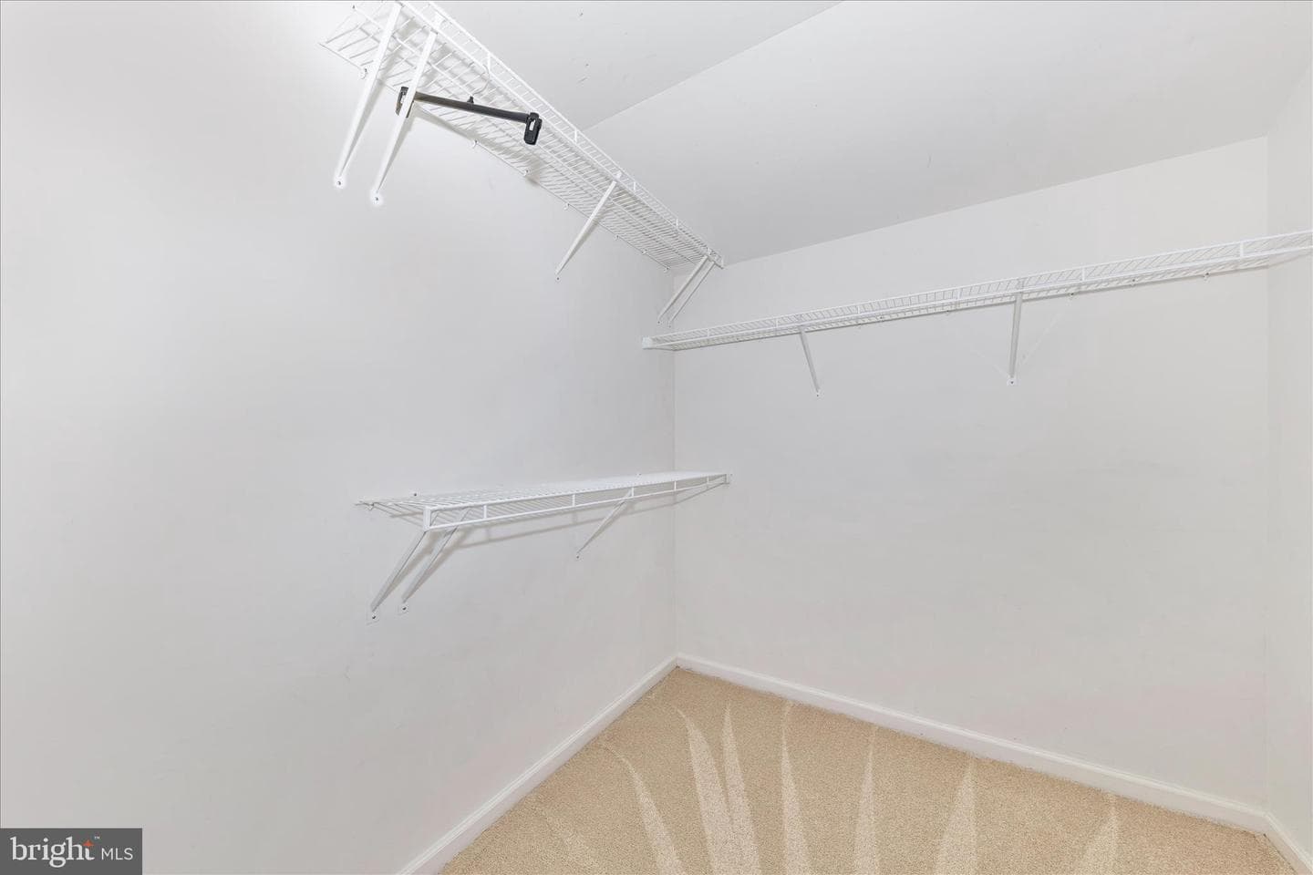 9 Fiona Way photo 27