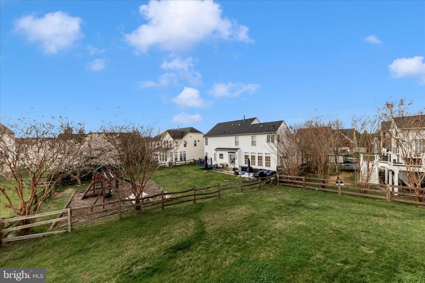 9 Fiona Way photo 55
