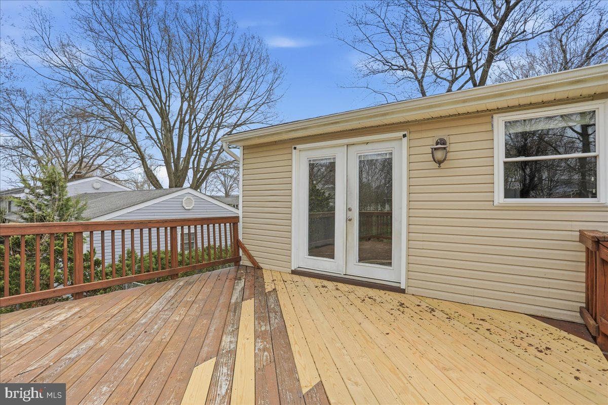 215 Challedon Drive photo 26