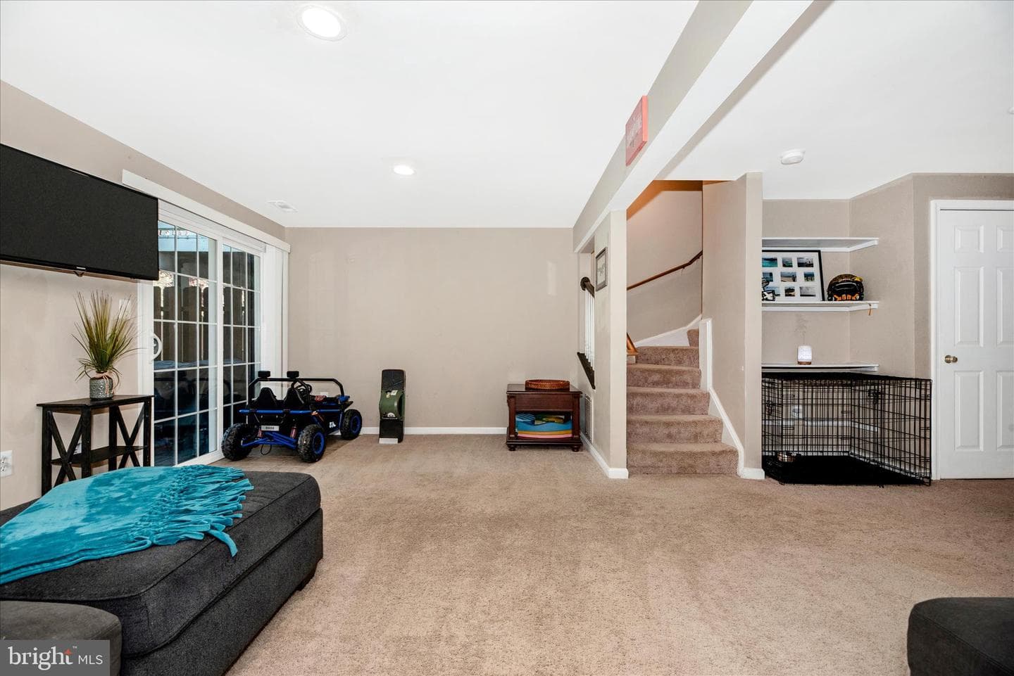 6630 Commodore Court photo 31