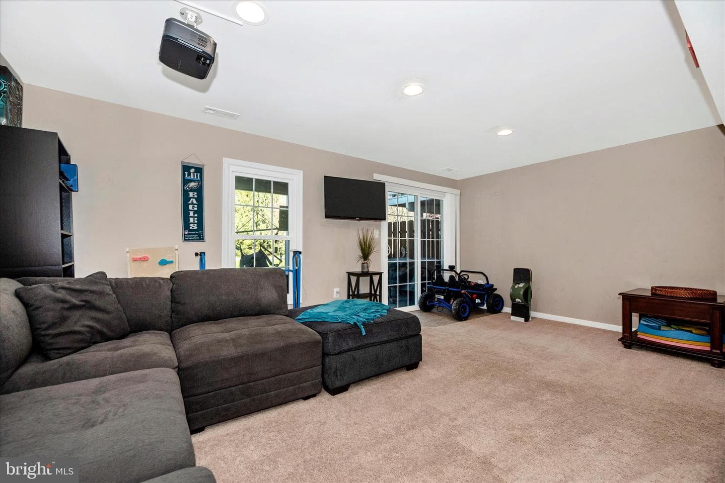 6630 Commodore Court photo 32