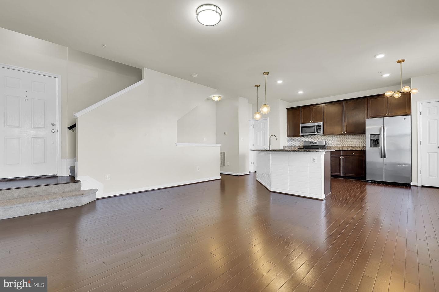5906 Krantz Drive photo 4