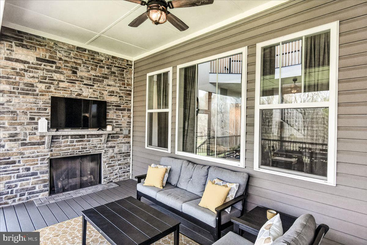 3633 Moline Court photo 39