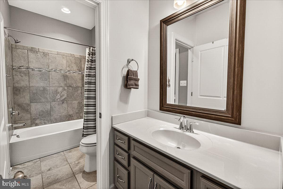 3633 Moline Court photo 53
