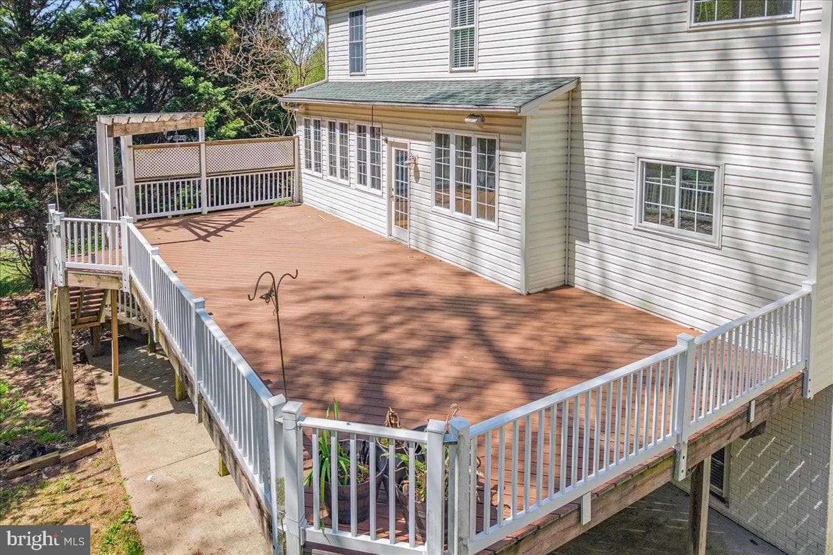 3231 Winmoor Drive photo 44