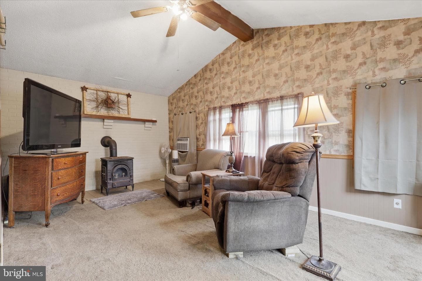 611 Tritapoe Dr photo 12
