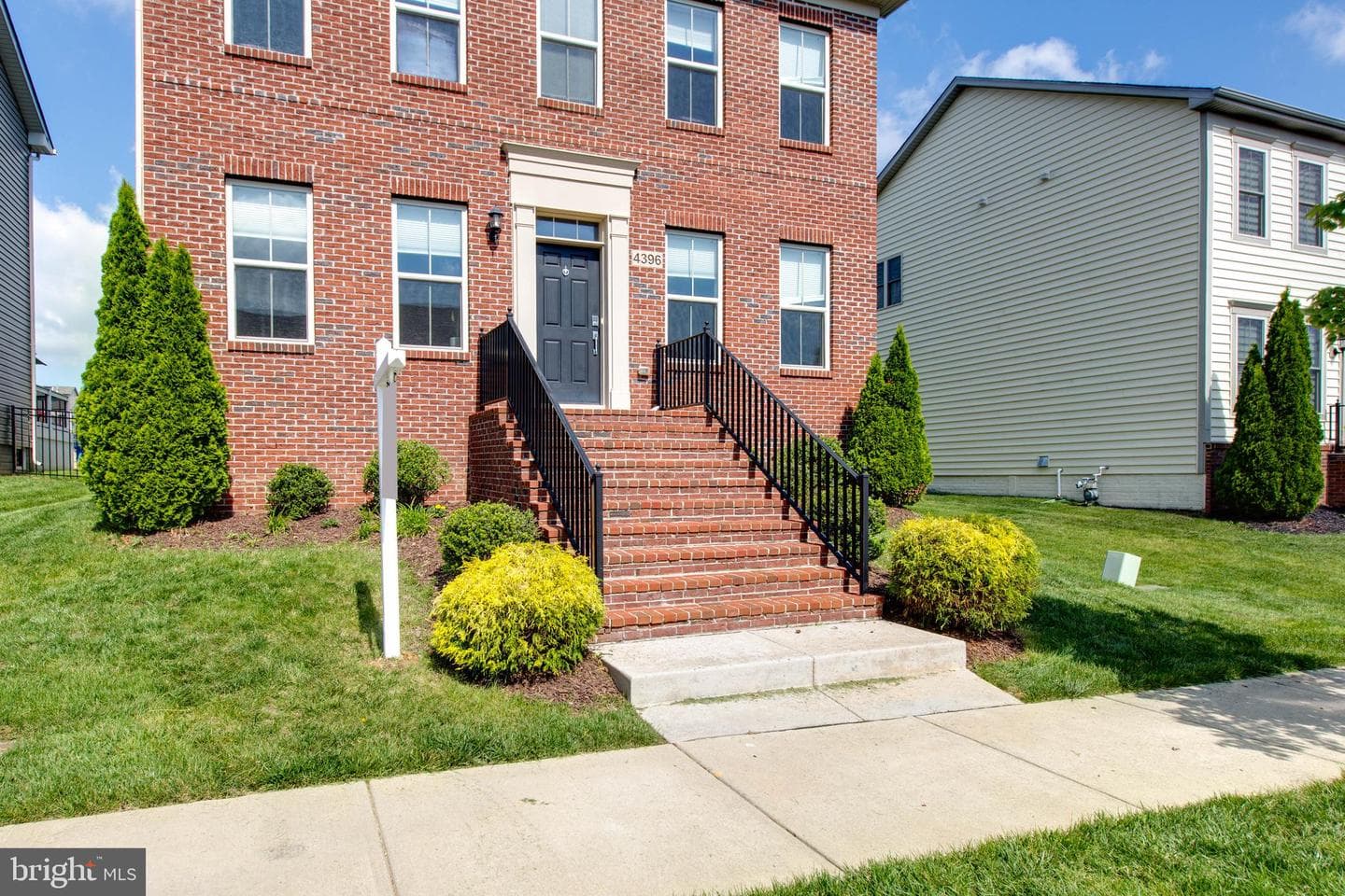 4396 Shamrock Drive photo 3