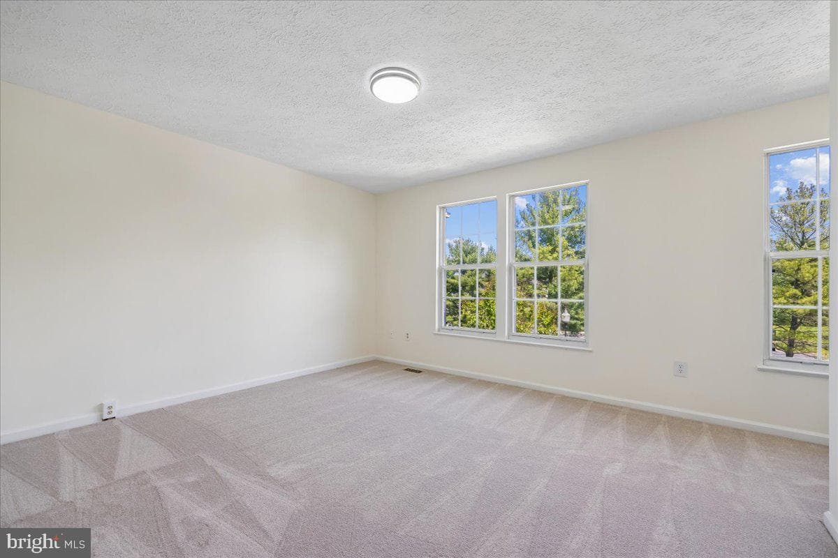 5481 Prince William Court photo 30