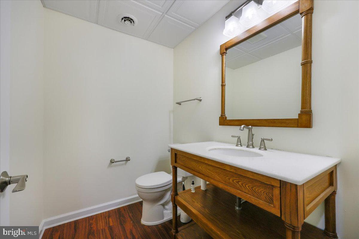 5481 Prince William Court photo 37