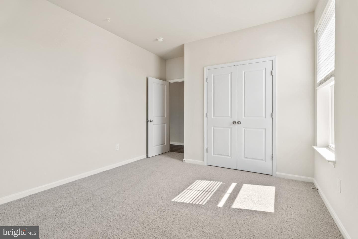 474 Ensemble Way photo 14