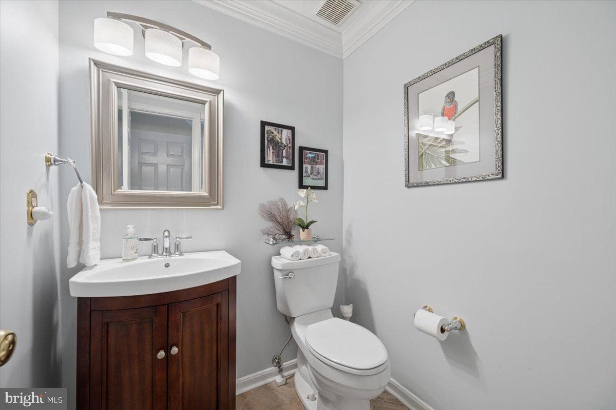 2231 Bear Den Road photo 33