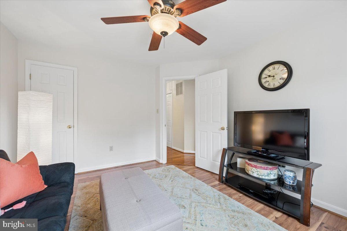2231 Bear Den Road photo 53