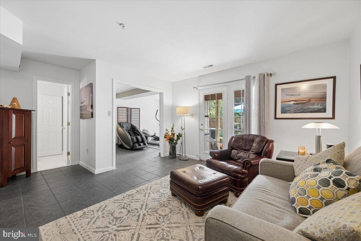 2231 Bear Den Road photo 57
