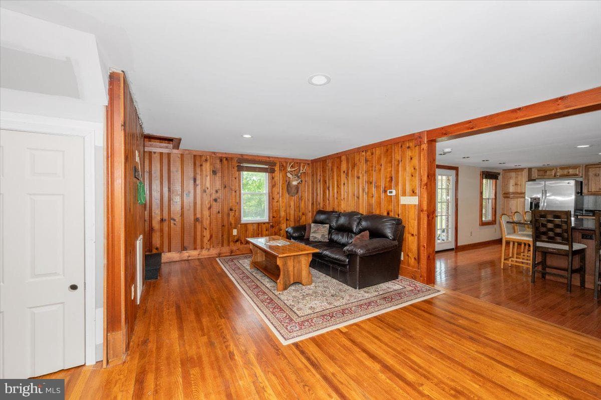 7010 Old Pryor Road photo 5