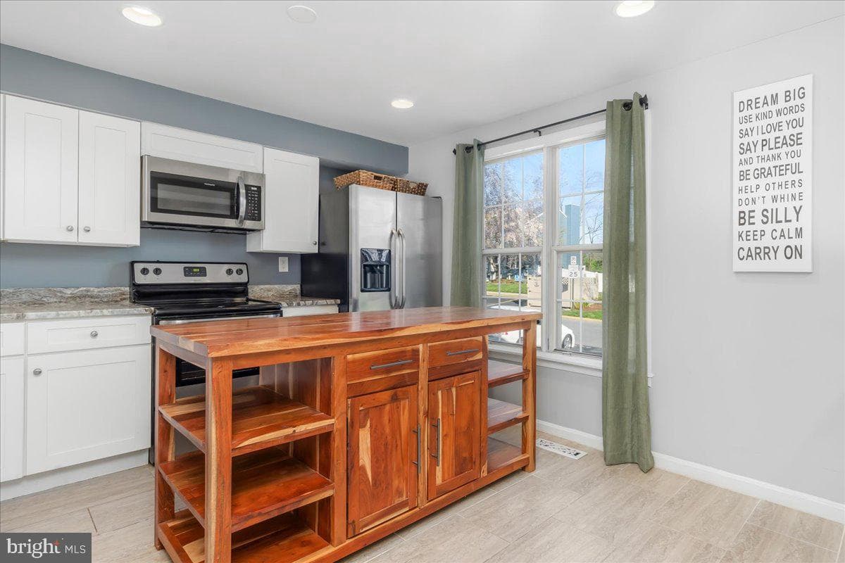 1494 Dockside Court photo 6