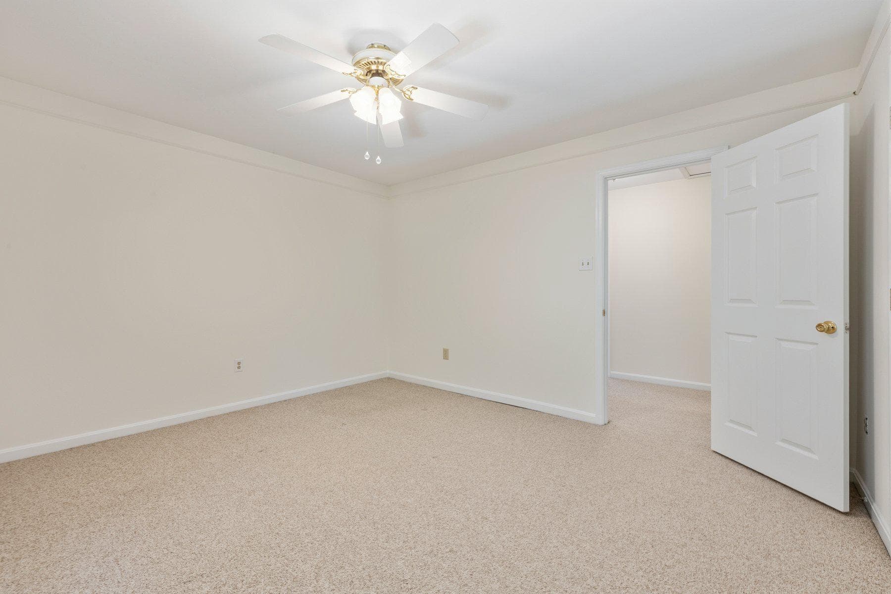 6934 Meadowlake Road photo 30