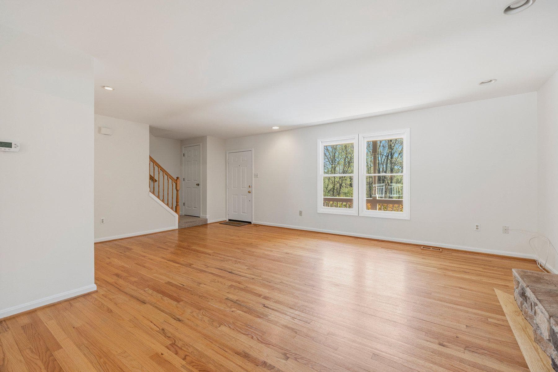 6934 Meadowlake Road photo 8