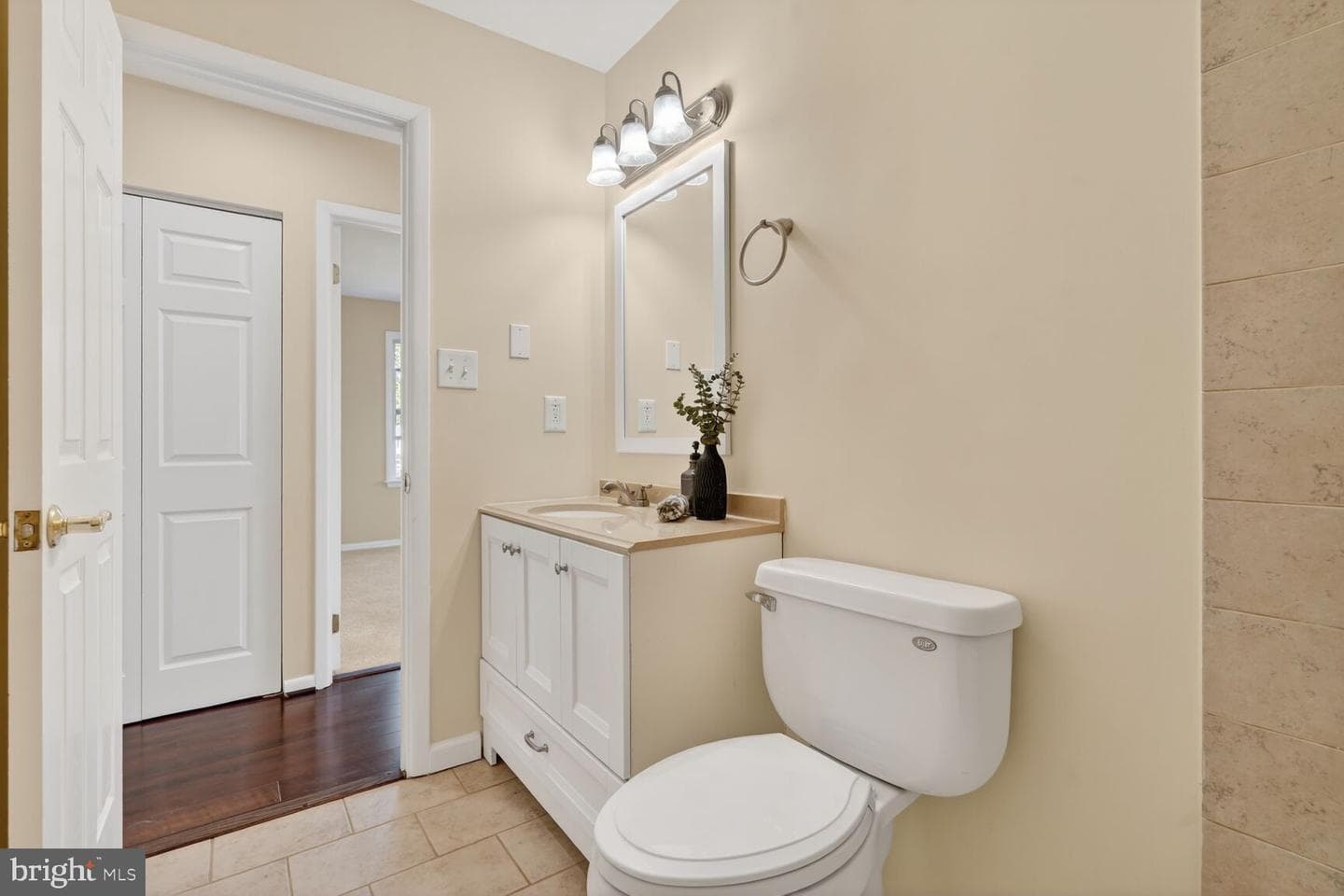 181 Poinsett Lane photo 18