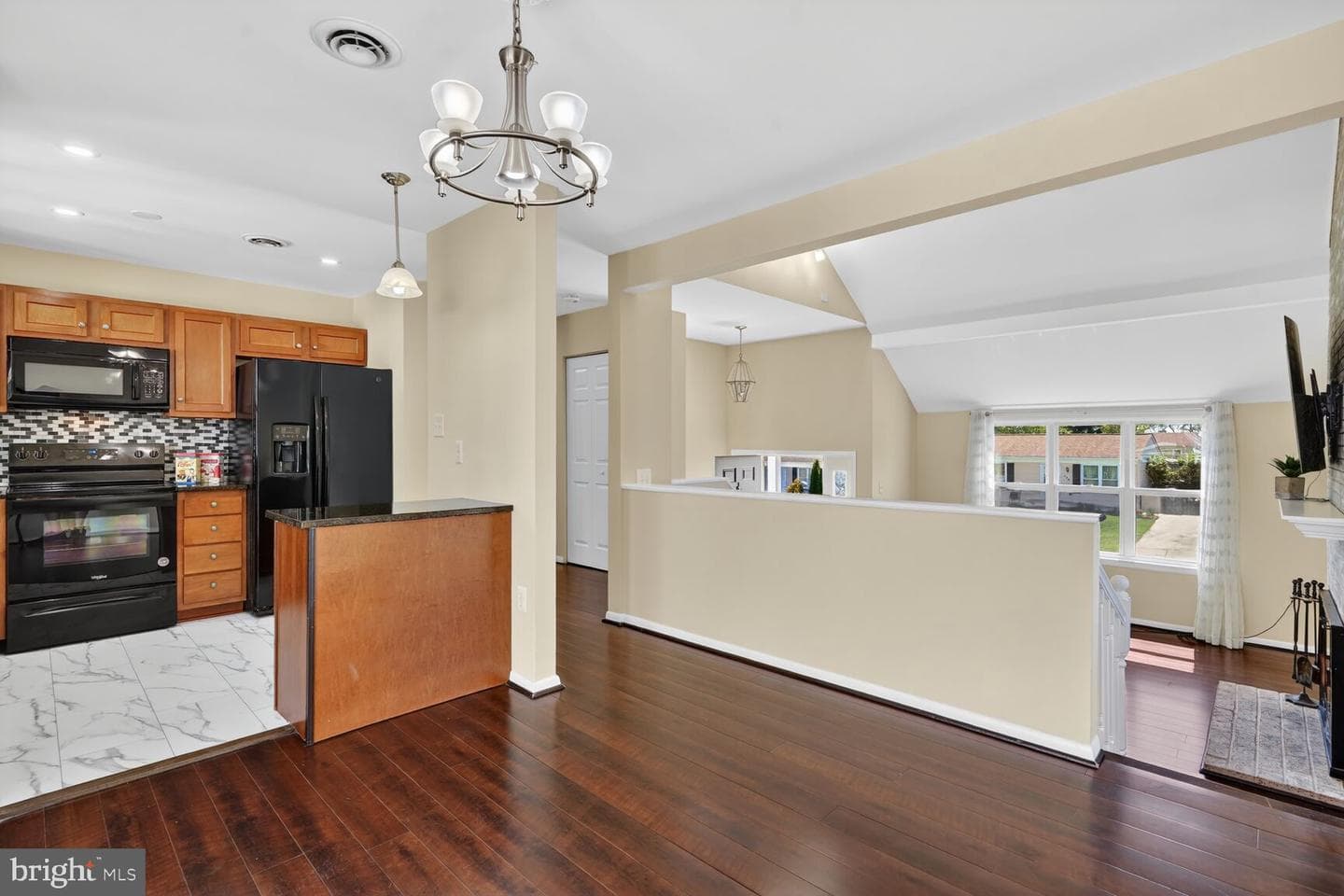 181 Poinsett Lane photo 8