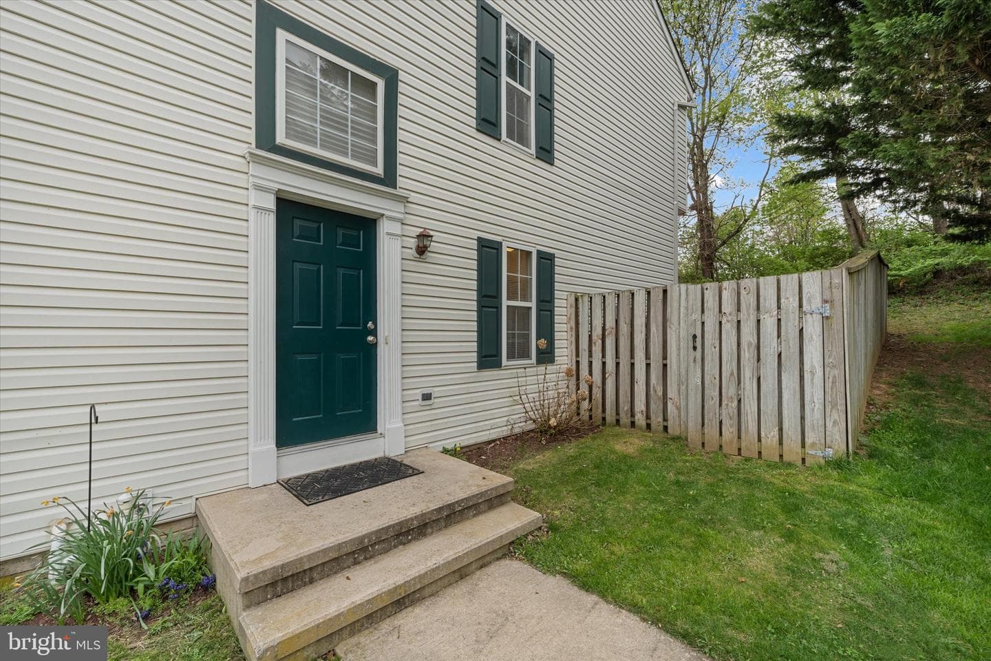 5646 Joseph Court photo 3