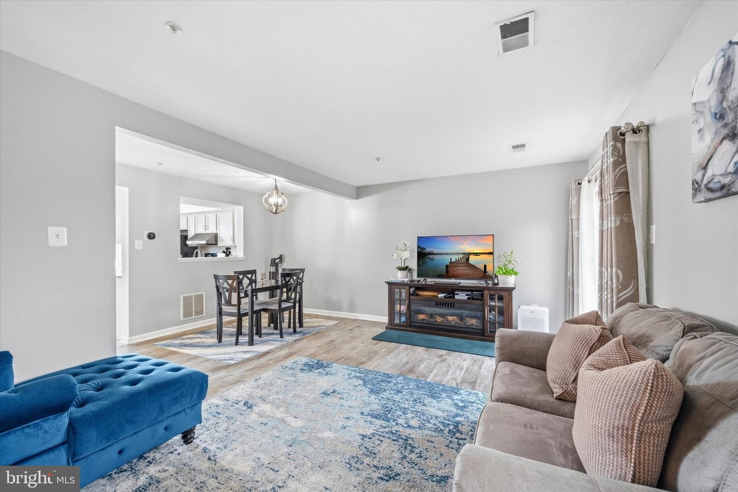 5646 Joseph Court photo 6