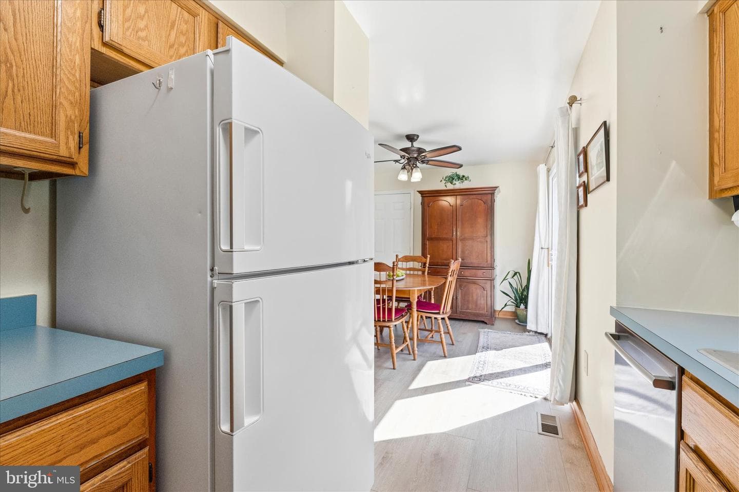 304 Washington Street photo 14