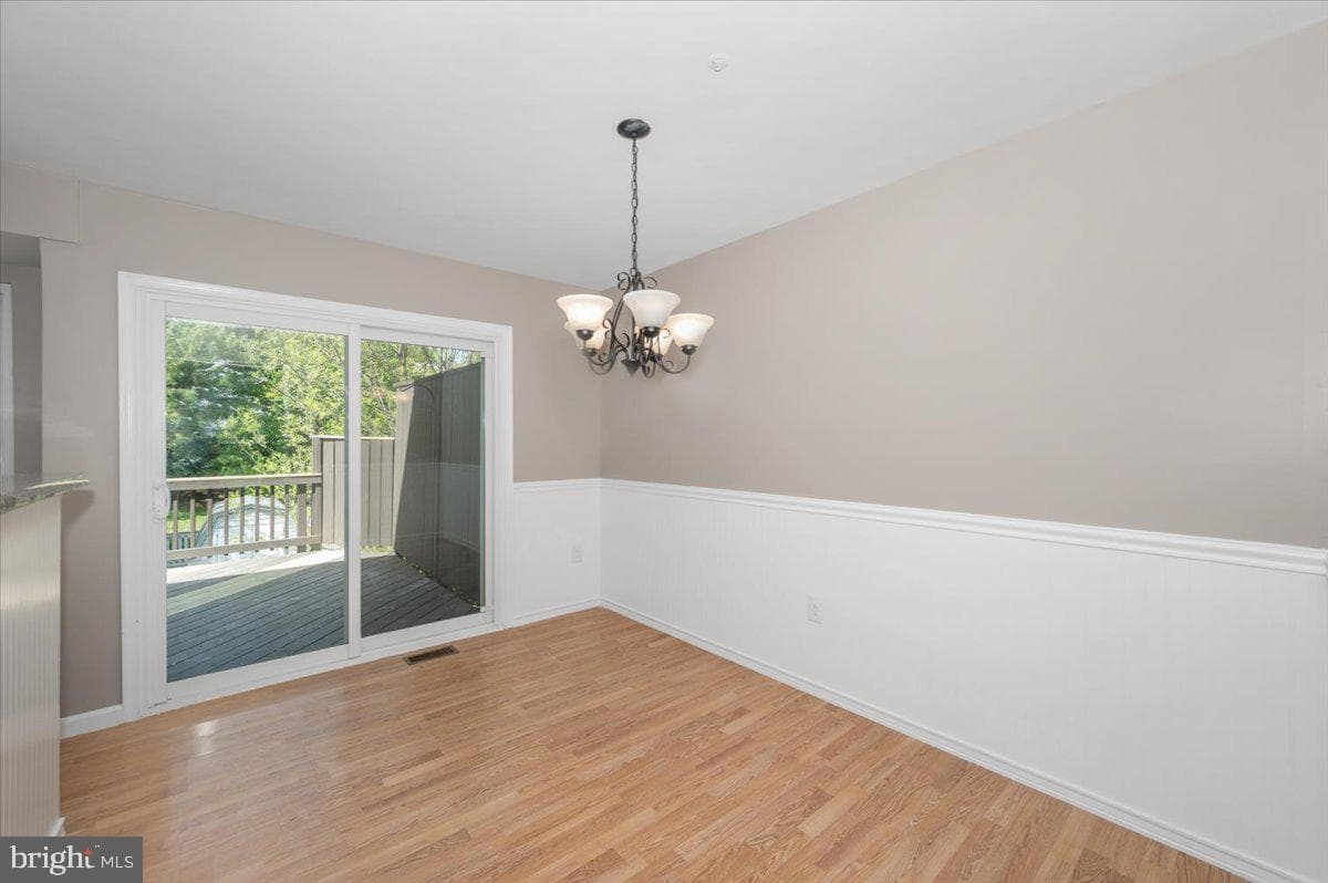 228 Heritage Court photo 12