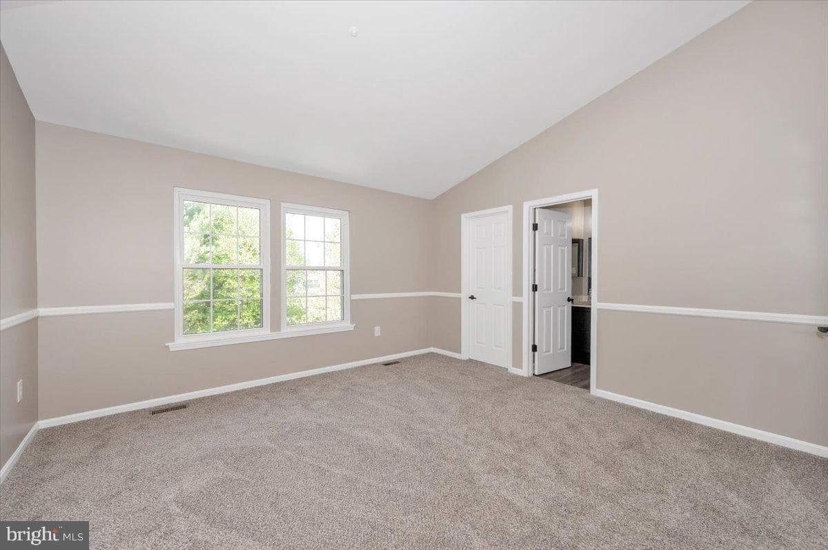 228 Heritage Court photo 29