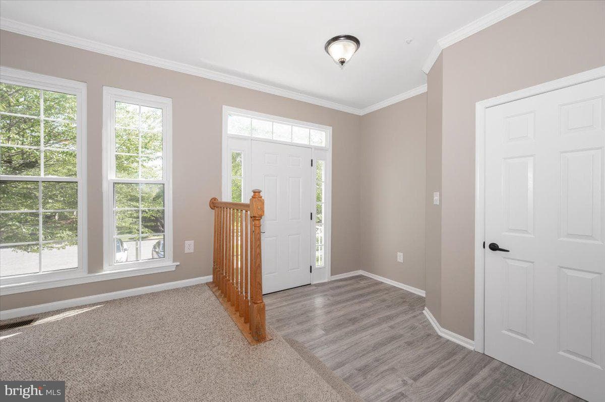 228 Heritage Court photo 6