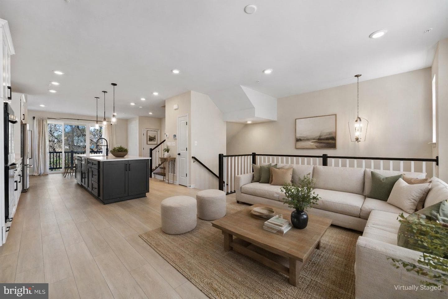 2132 Peace Lily Ln