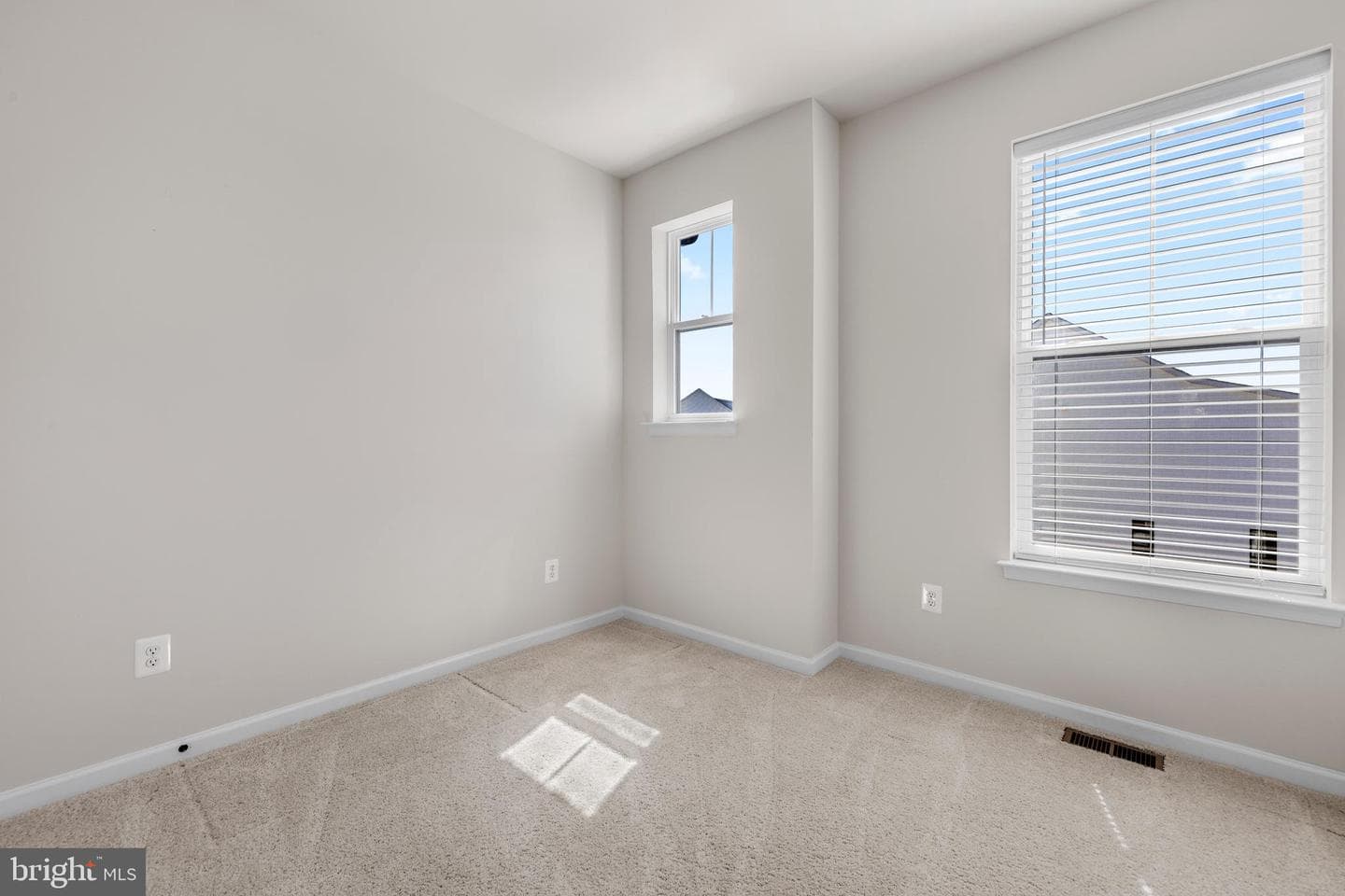 2132 Peace Lily Ln photo 24