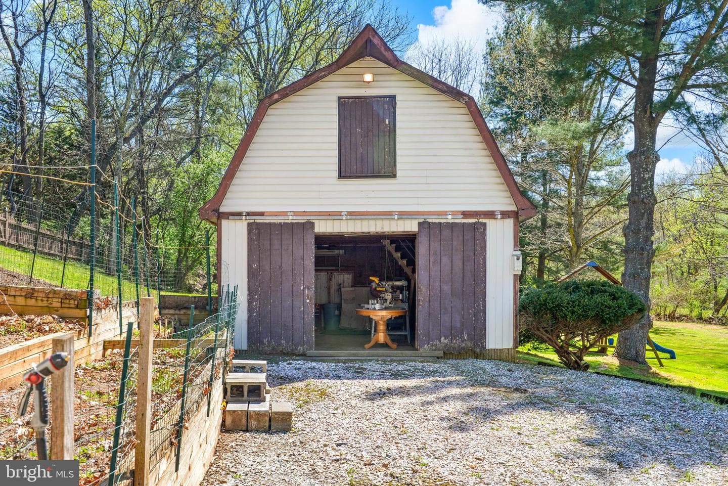 7914 Mount Pleasant Court E photo 15
