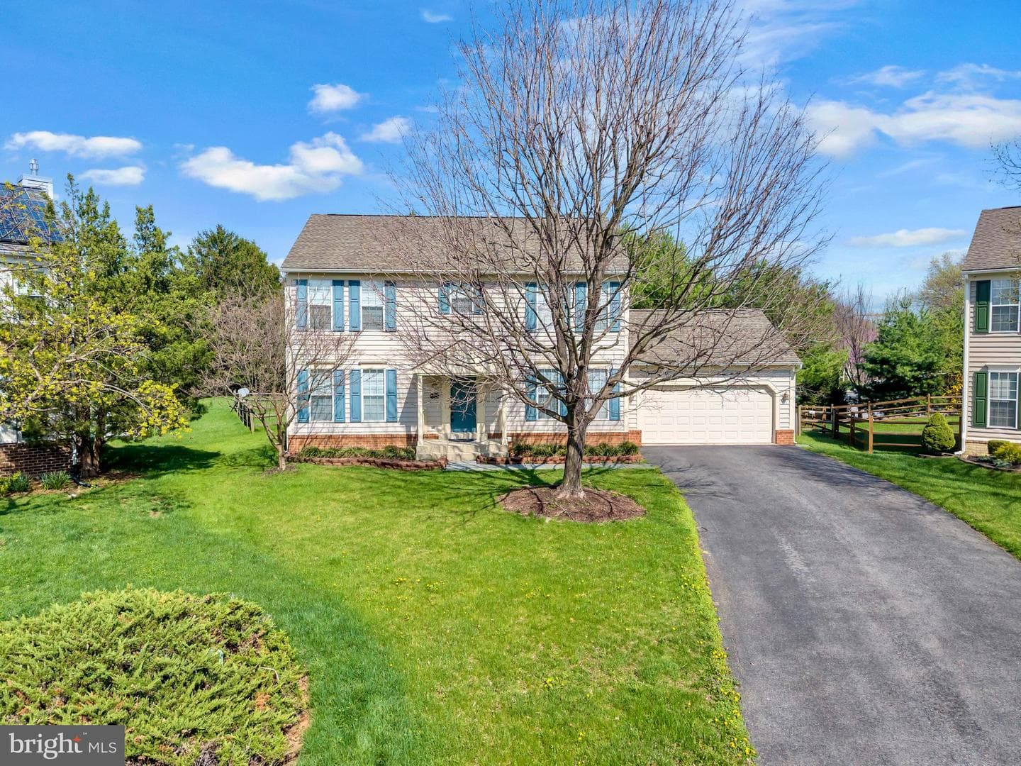 1027 Dulaney Mill Dr, Frederick
