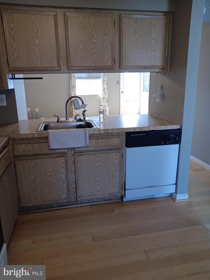 246 Canfield Terrace photo 8