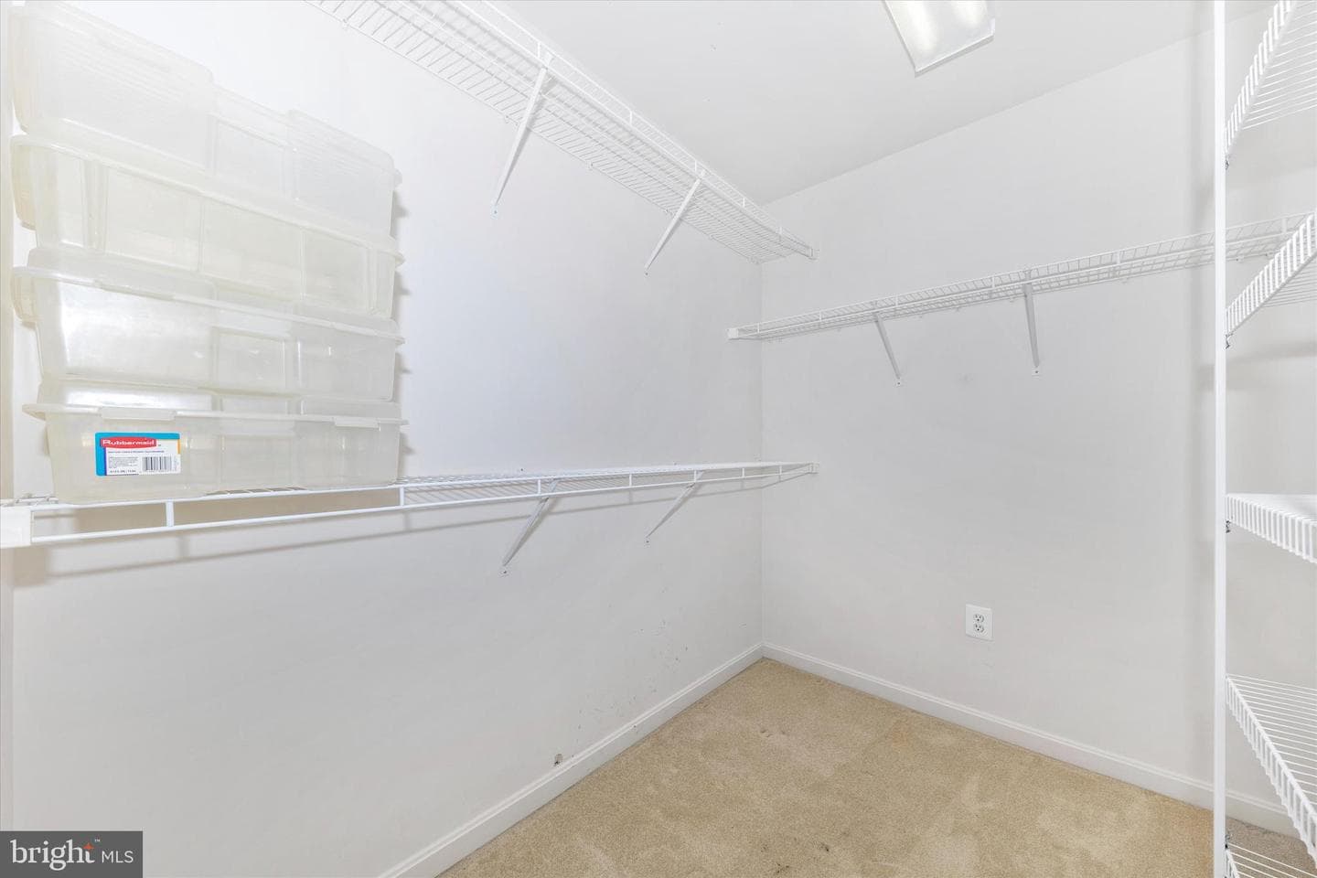 100 Sunlight Drive photo 16