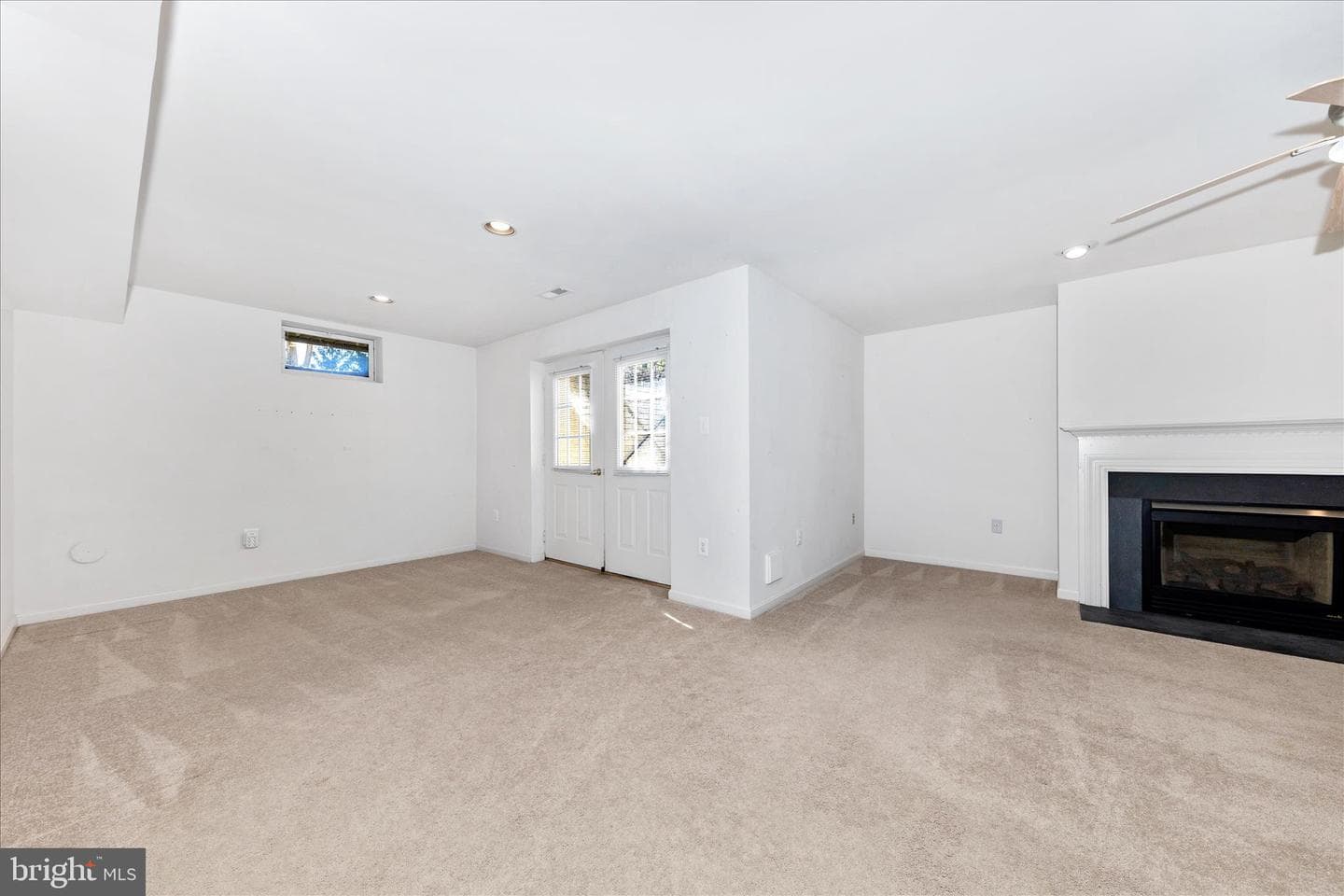 100 Sunlight Drive photo 66