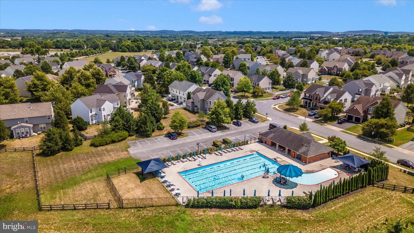 100 Sunlight Drive photo 81