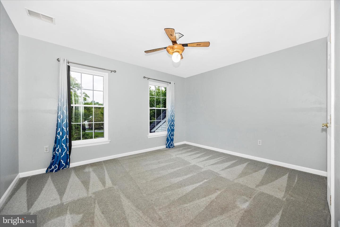 6463 Forest Hills Court photo 30