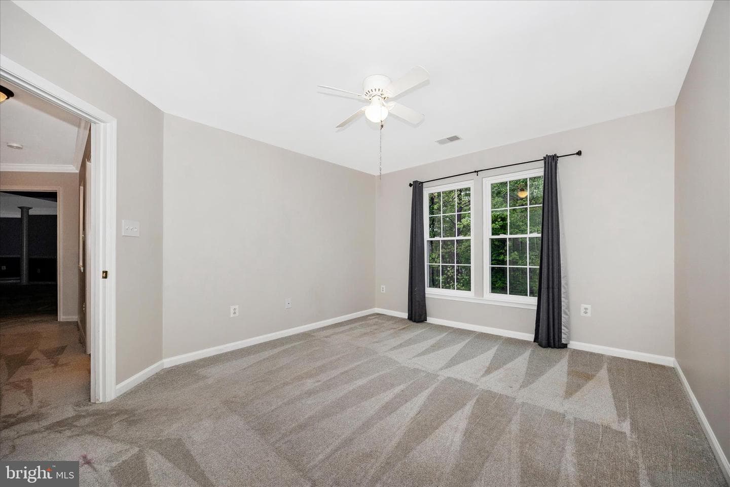 6463 Forest Hills Court photo 32